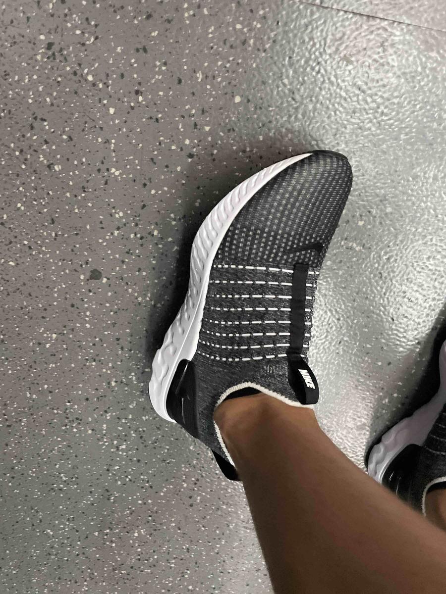 Review Thumbnail Image 0 209802646