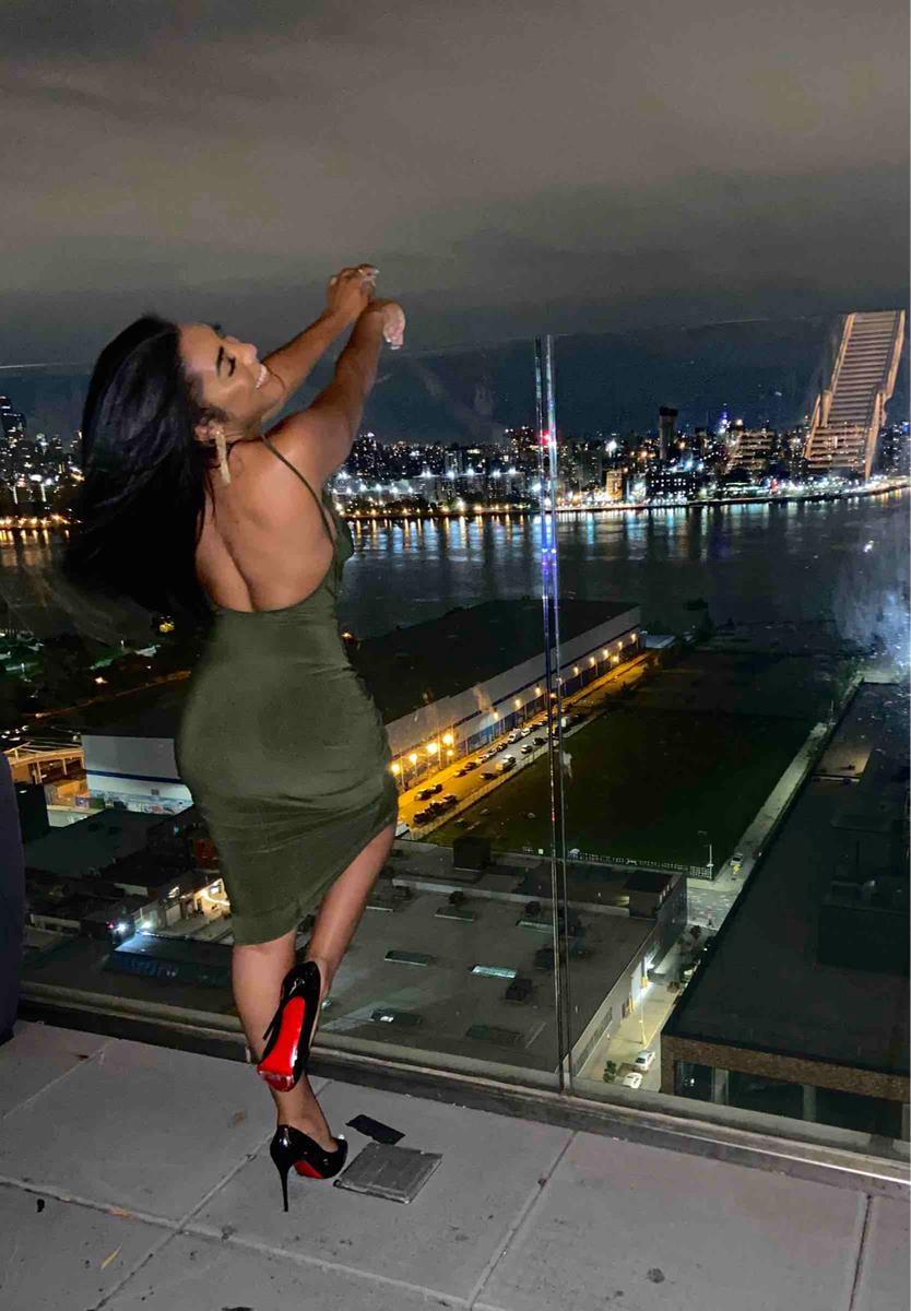 Review Thumbnail Image 1 199722755