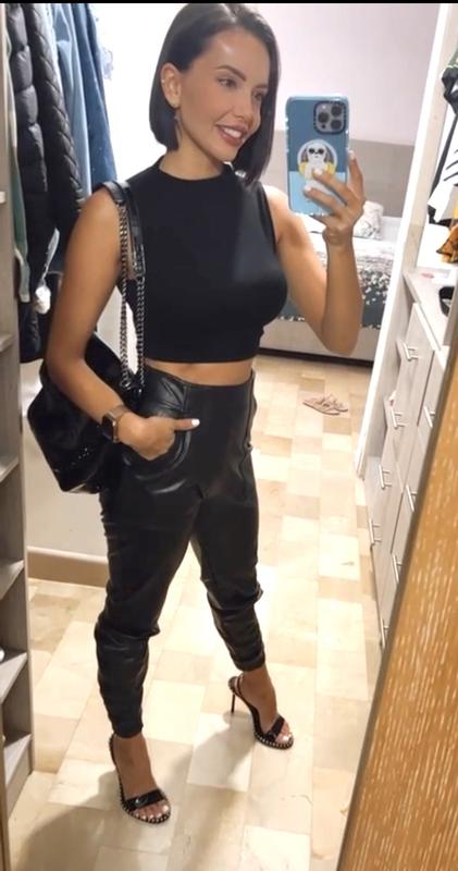 Review Thumbnail Image 0 214727024