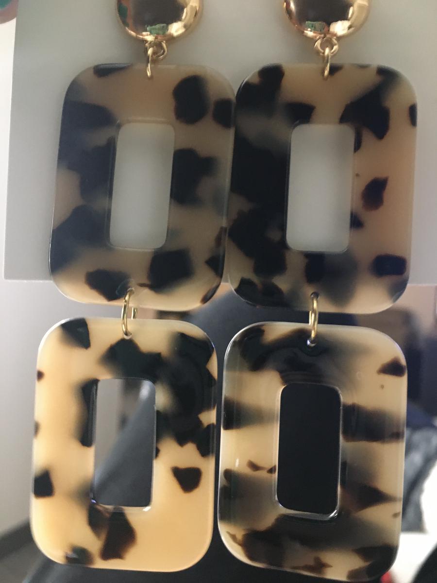 Review Thumbnail Image 0 205495185