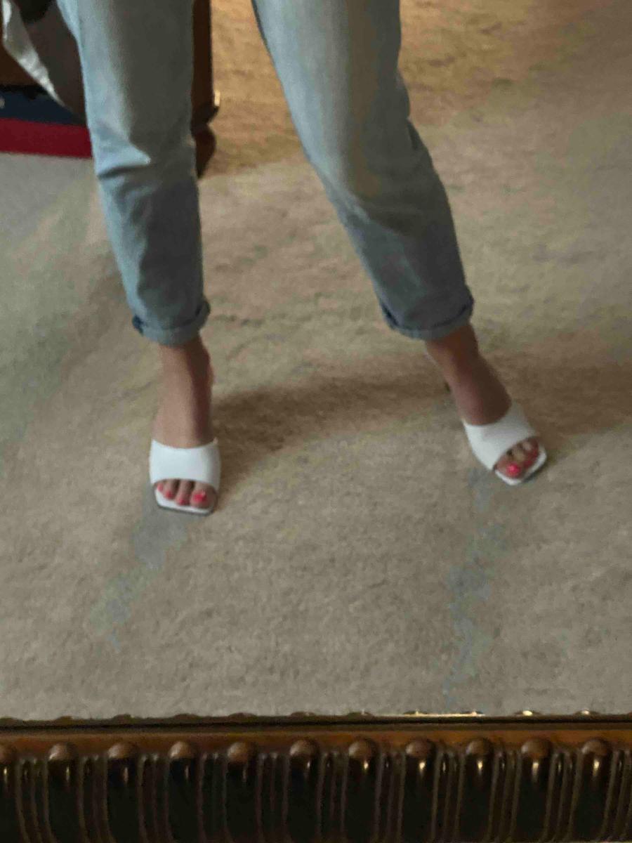 Review Thumbnail Image 0 196973114