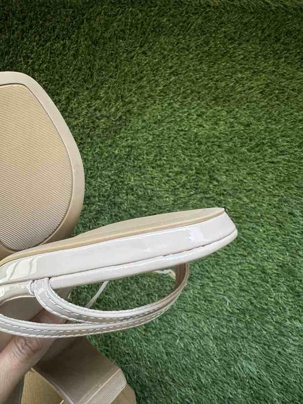 Review Thumbnail Image 2 236661856