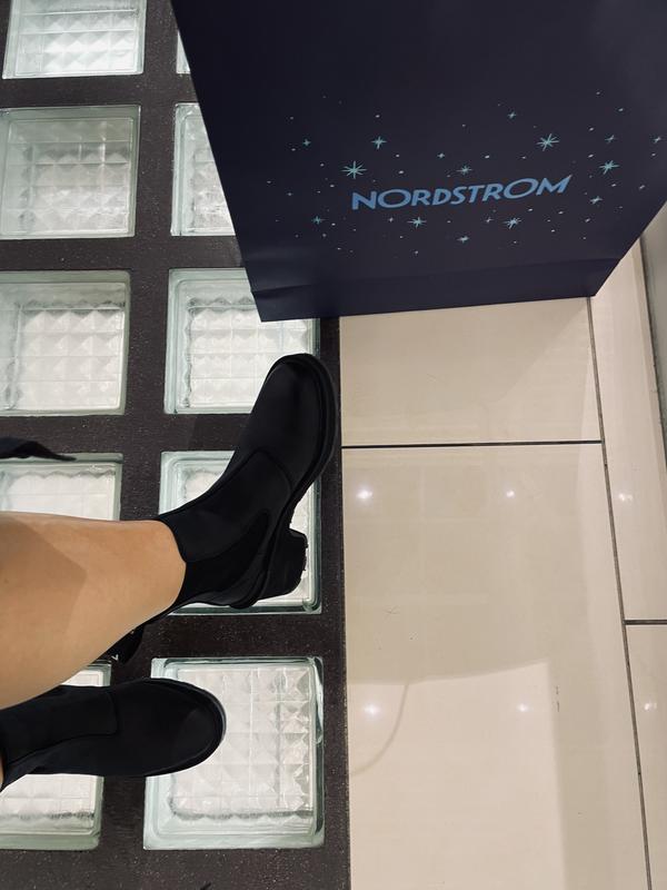 Review Thumbnail Image 0 230584960