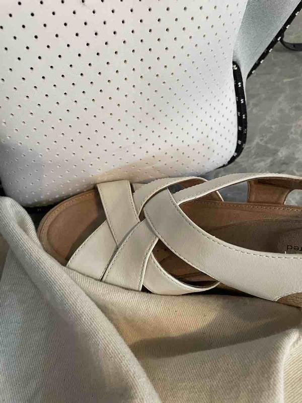 Review Thumbnail Image 0 216152702