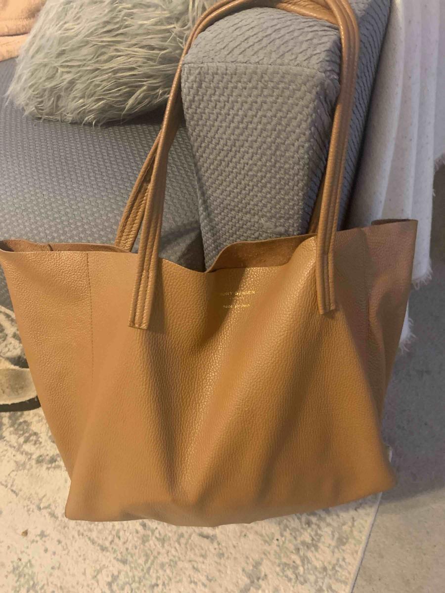 My new ALL TIME favorite bag!