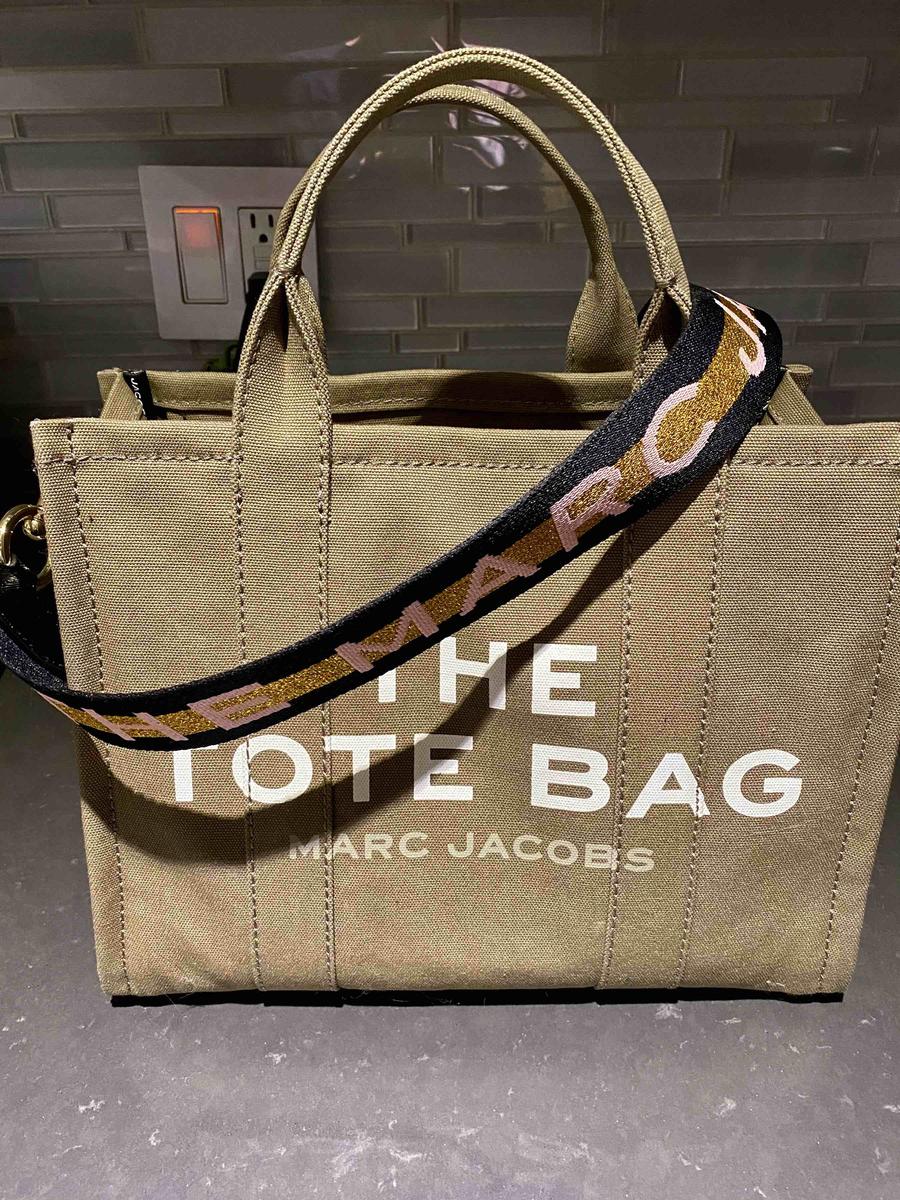 Review Thumbnail Image 0 202607000