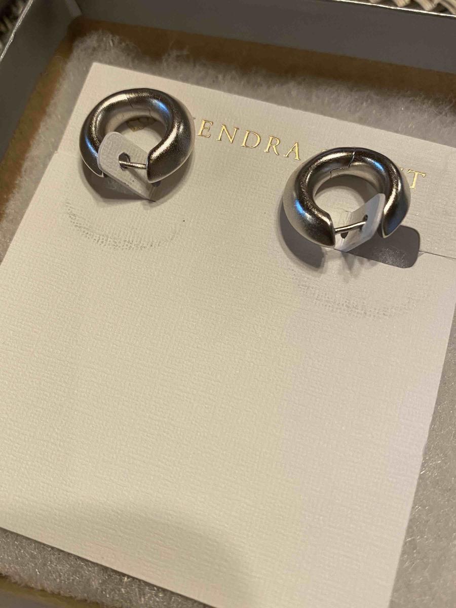 Review Thumbnail Image 0 203010230