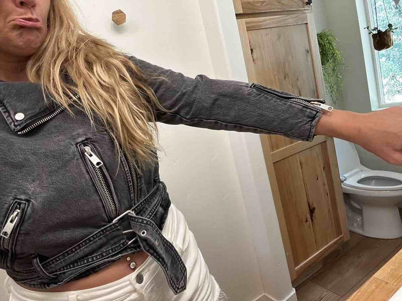 Review Thumbnail Image 1 228399605