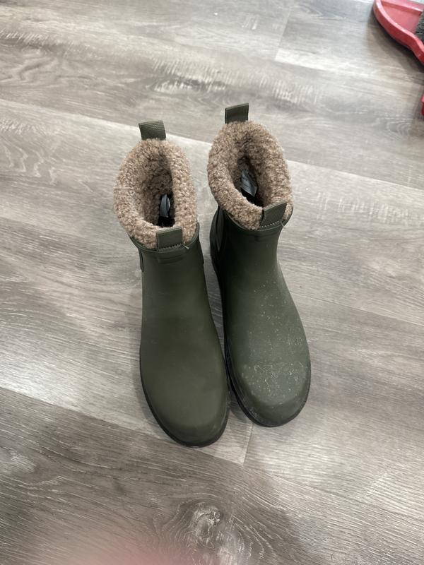 I purchased these for easy on and off in the snow