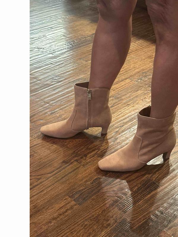 Review Thumbnail Image 0 236596265