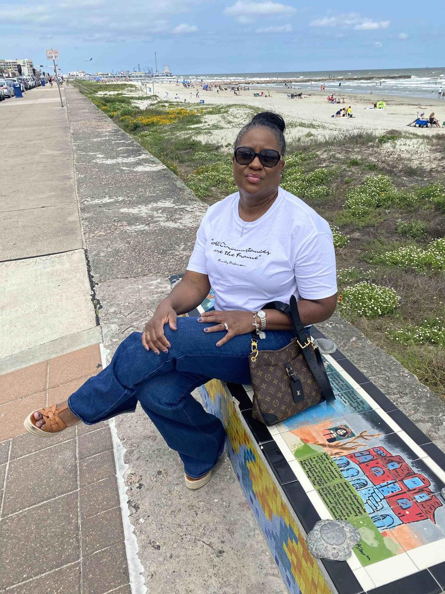 Review Thumbnail Image 0 208127443