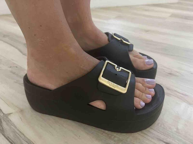 Review Thumbnail Image 0 224422412