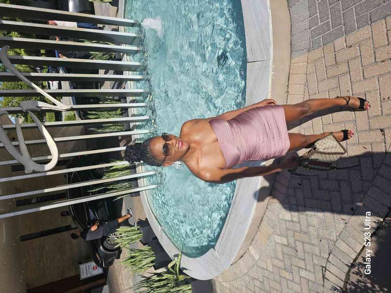 Review Thumbnail Image 0 236012058