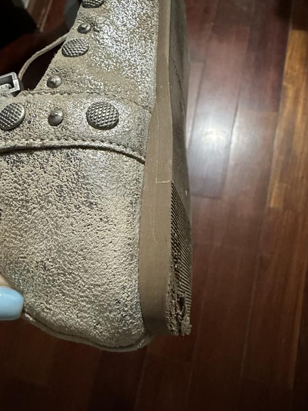 Review Thumbnail Image 0 233887689