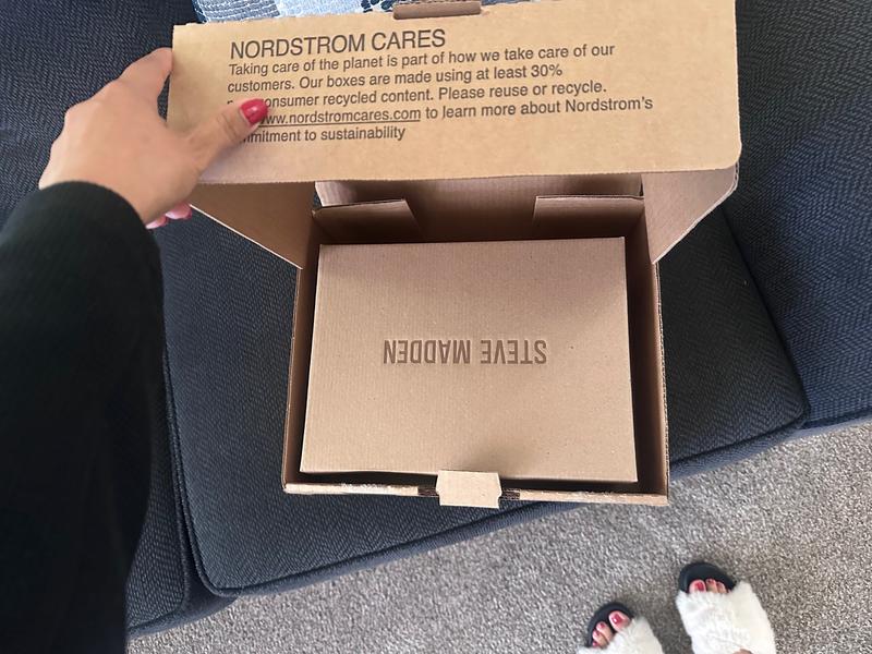 Review Thumbnail Image 0 237676896