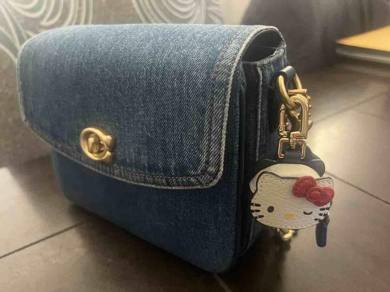 Review Thumbnail Image 0 243840322