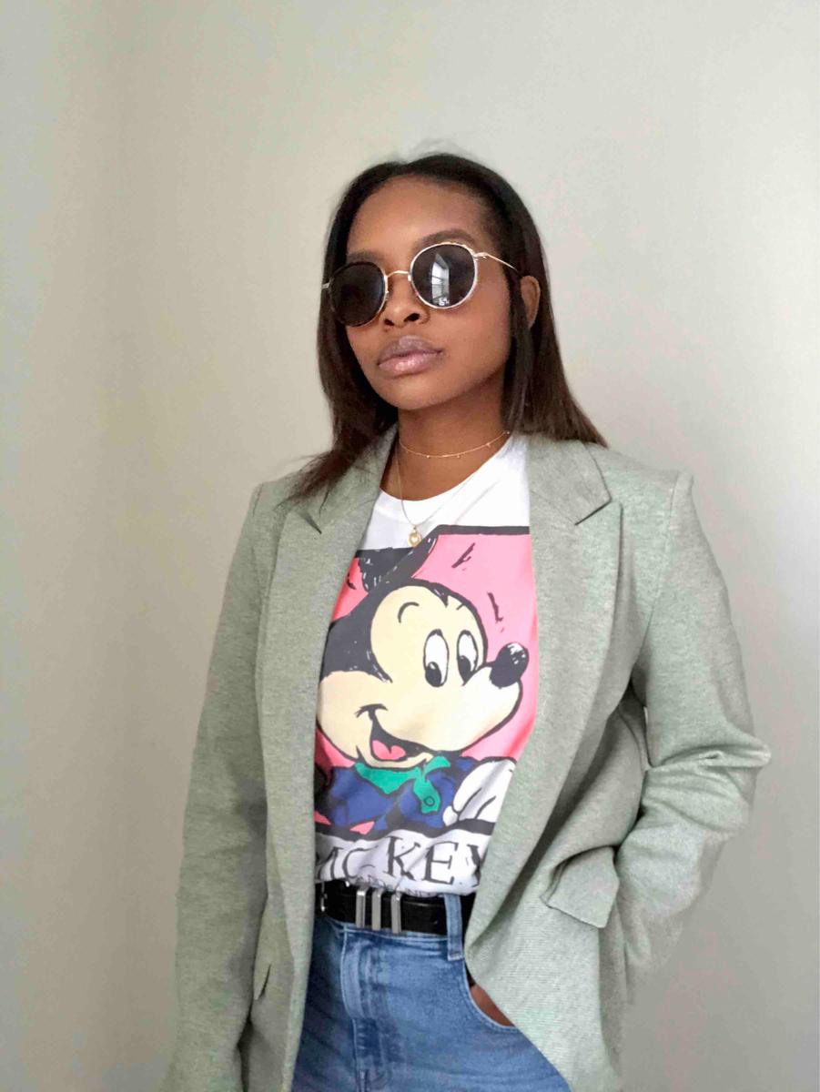 Review Thumbnail Image 0 195008602