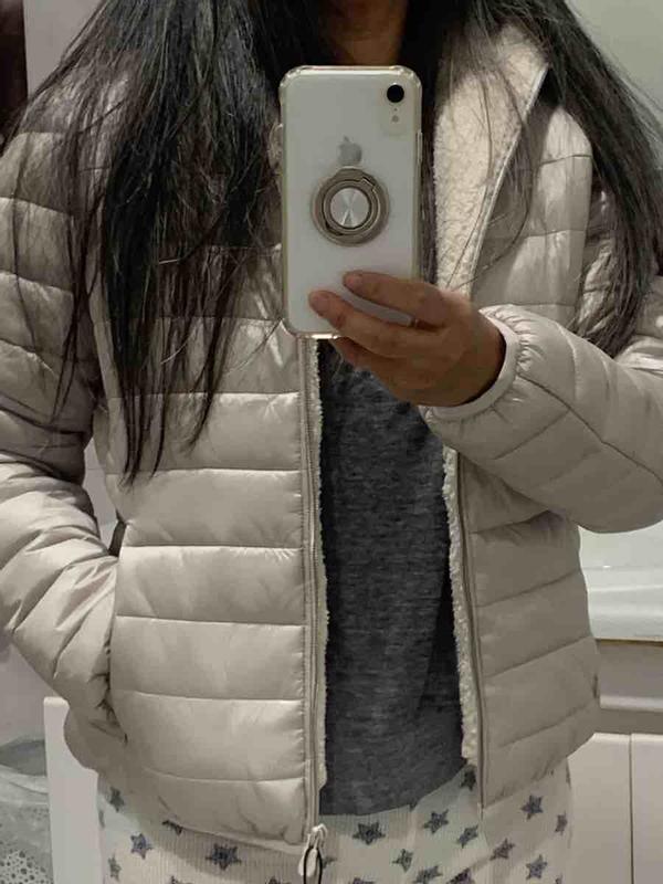 Review Thumbnail Image 0 229635258