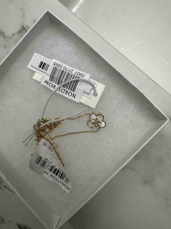 Review Thumbnail Image 4 244769730