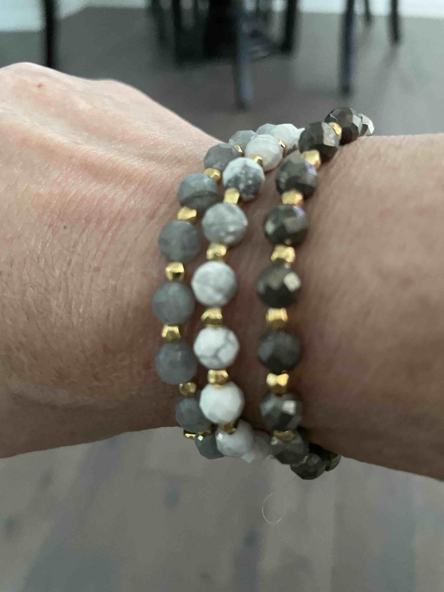 Review Thumbnail Image 0 209558420