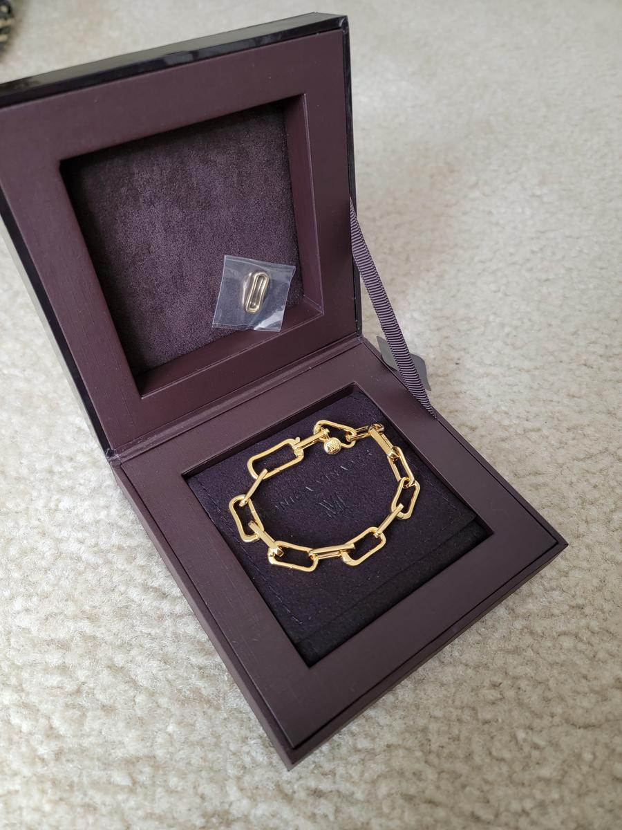 Review Thumbnail Image 1 209952193