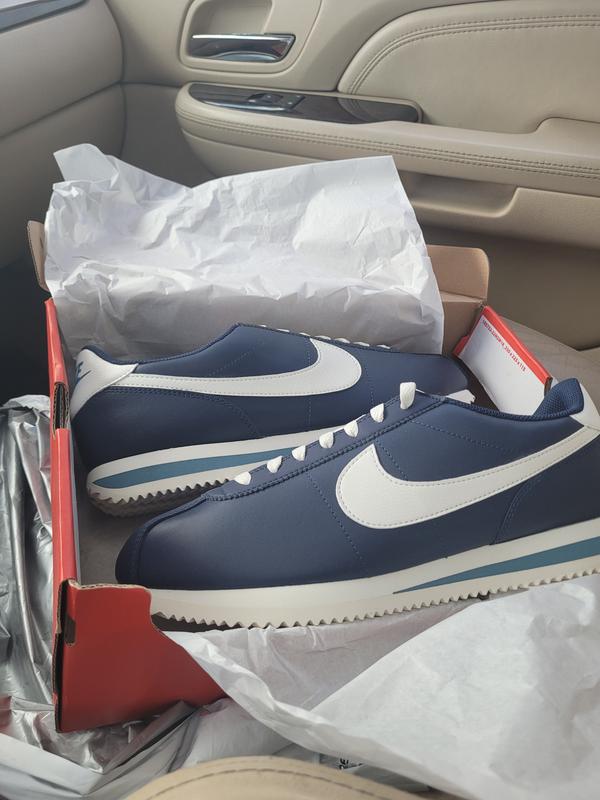 Review Thumbnail Image 0 225412424