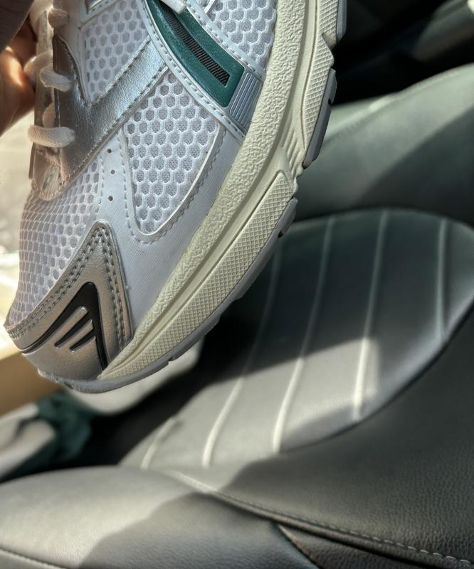 Review Thumbnail Image 0 245279365