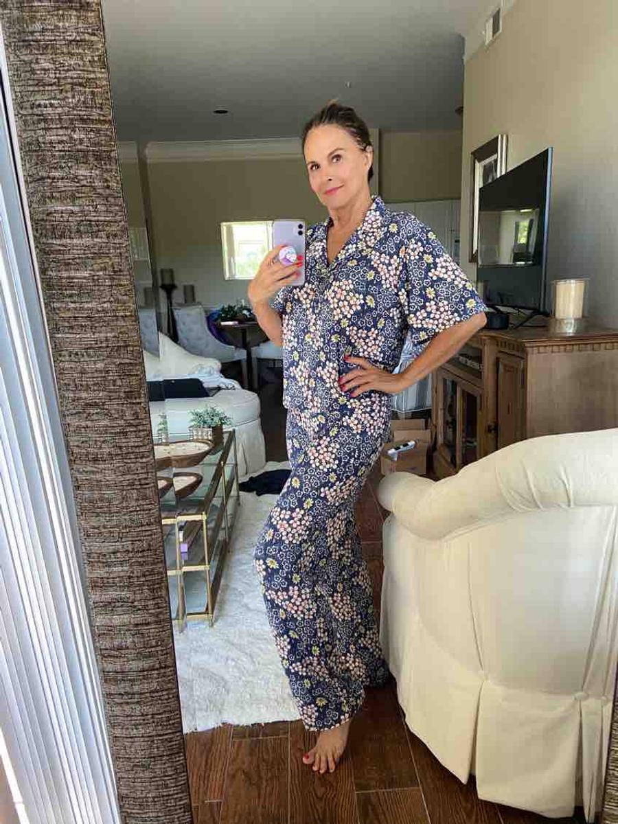 Review Thumbnail Image 0 207683603