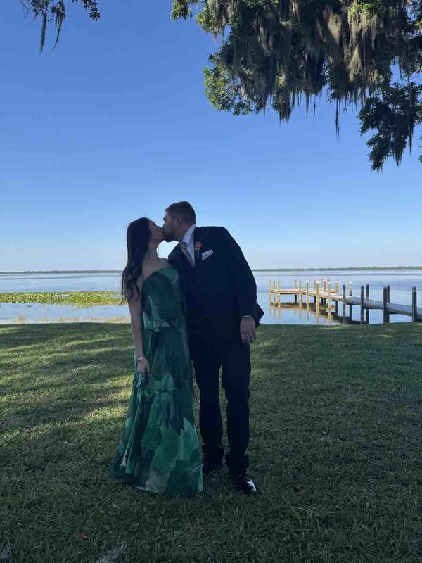 Review Thumbnail Image 0 241474157