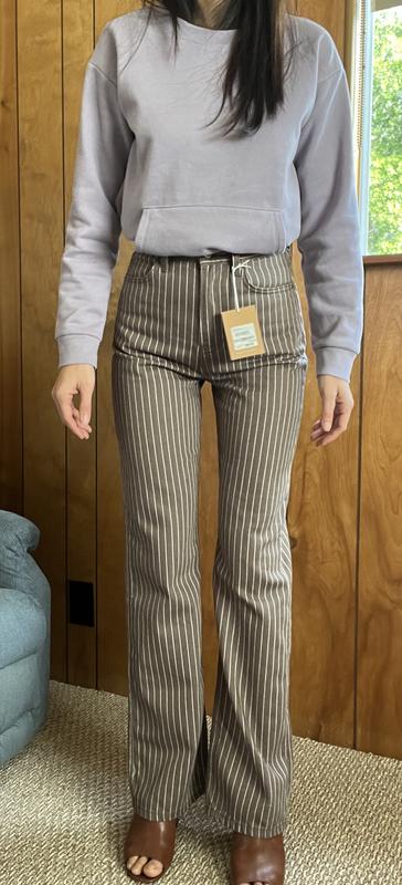 Review Thumbnail Image 1 223689416