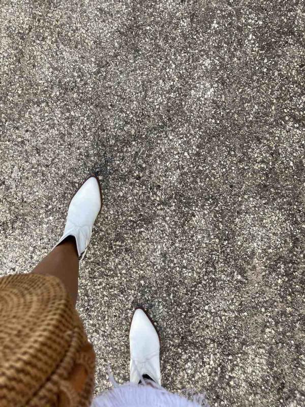 Review Thumbnail Image 0 219975688