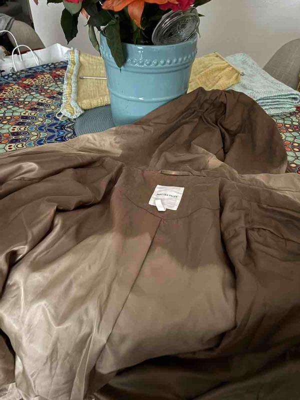 Review Thumbnail Image 0 246003607