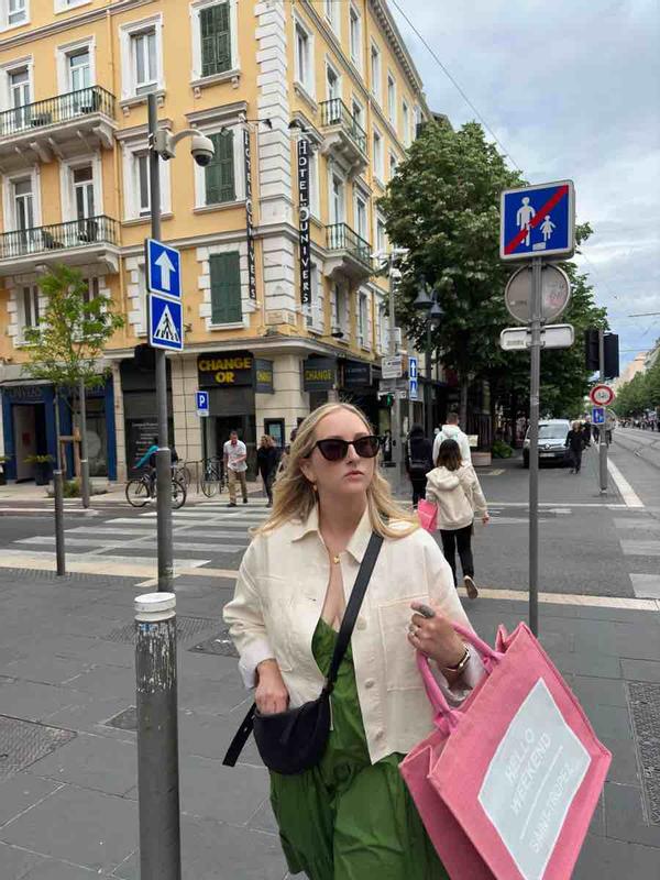 Review Thumbnail Image 2 225842801