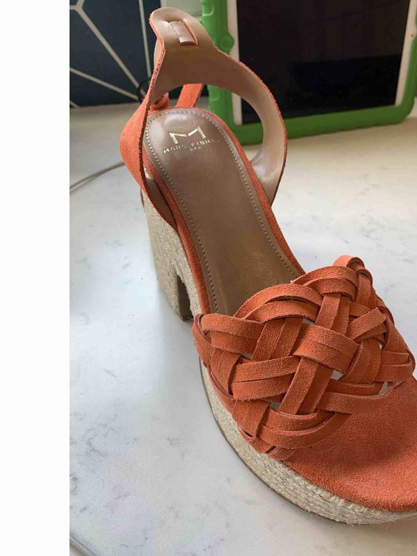 Review Thumbnail Image 0 218334800