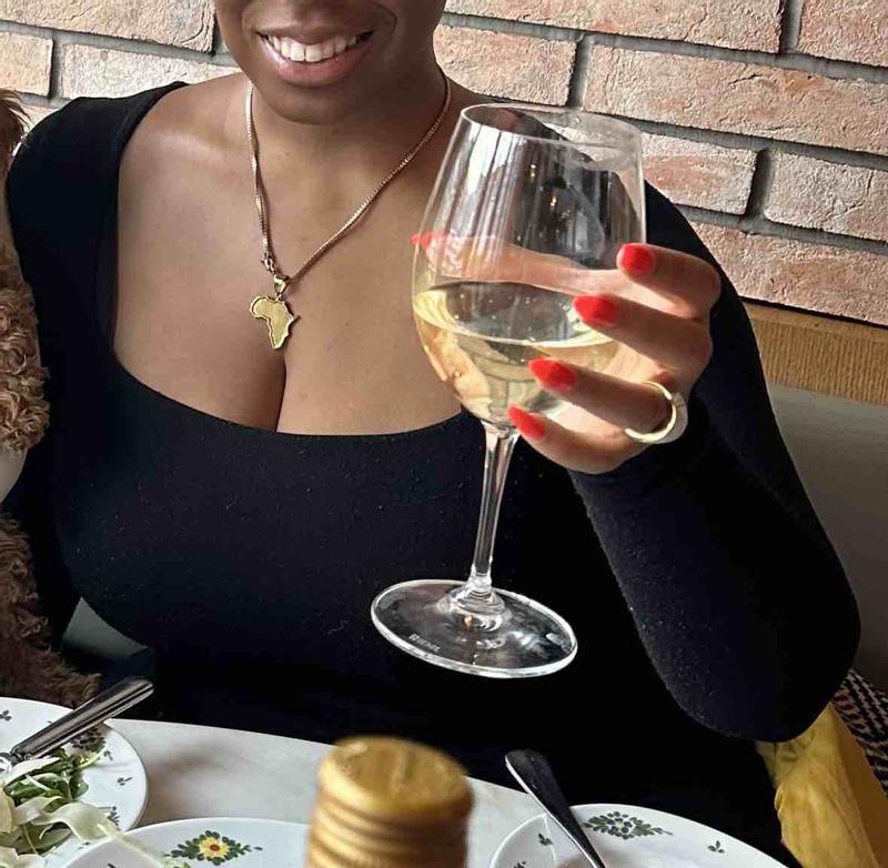 Review Thumbnail Image 0 230583330