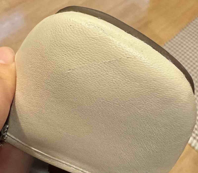 leather peeling and cracking after few hours