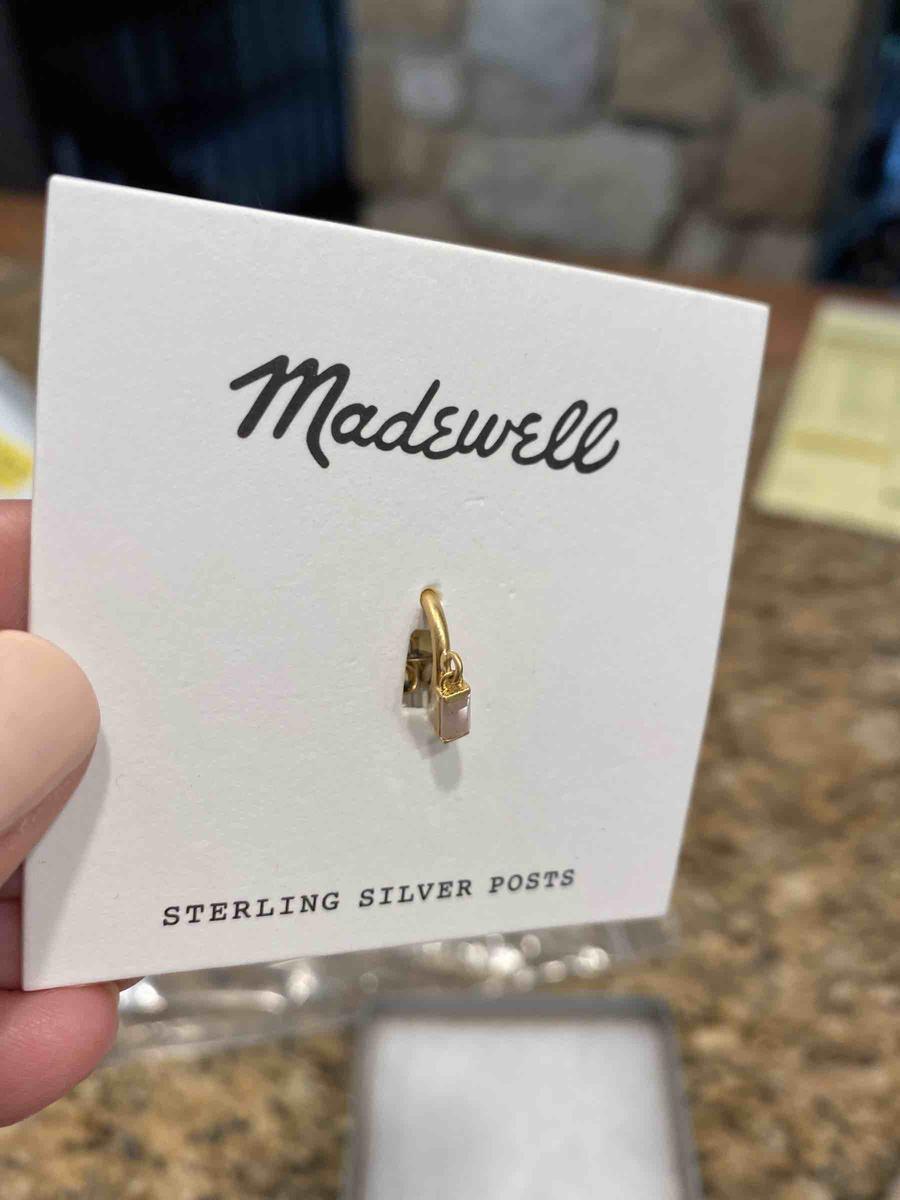 Review Thumbnail Image 0 207098624