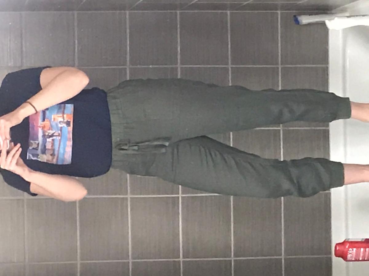 Review Thumbnail Image 0 196340894