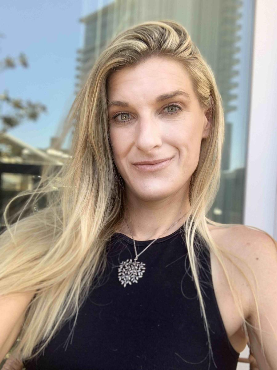 Review Thumbnail Image 1 208329079