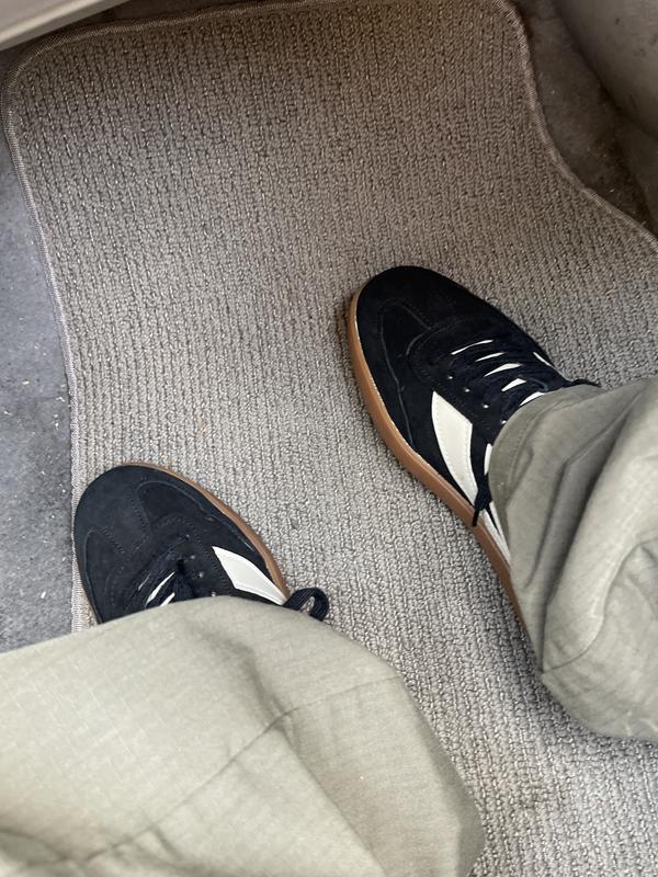 Review Thumbnail Image 0 240696742