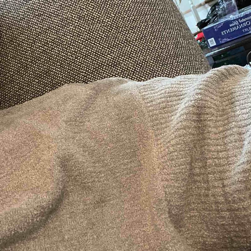 Review Thumbnail Image 0 238006762