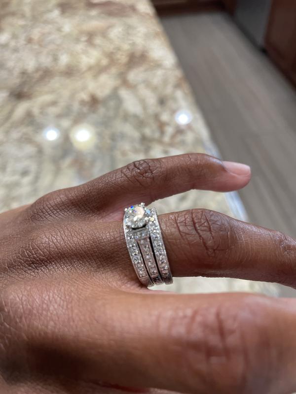 Review Thumbnail Image 0 234741767