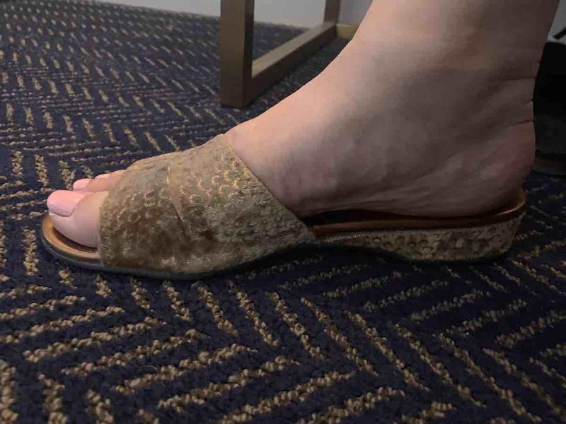 Review Thumbnail Image 1 214895715