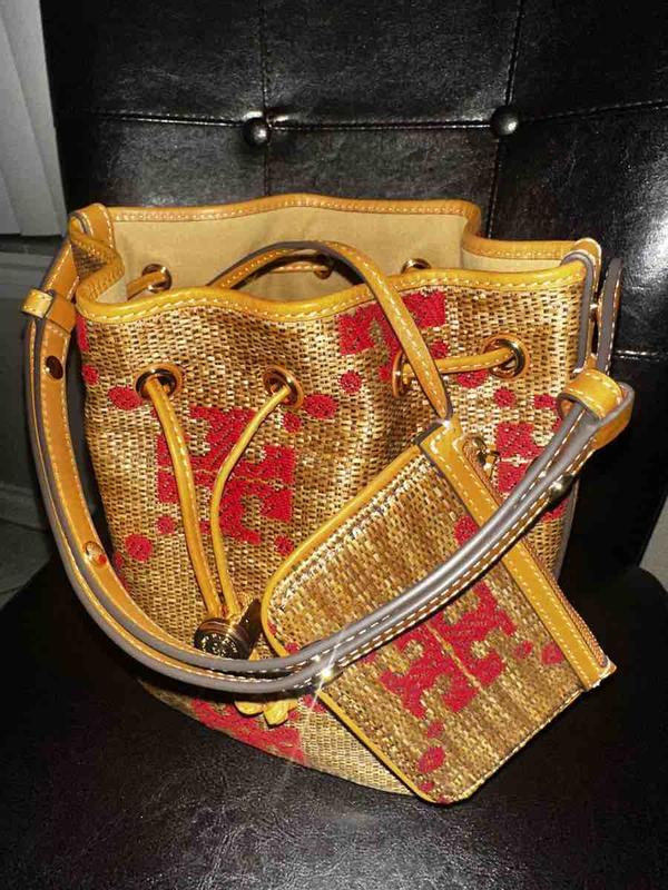 Review Thumbnail Image 1 248752143