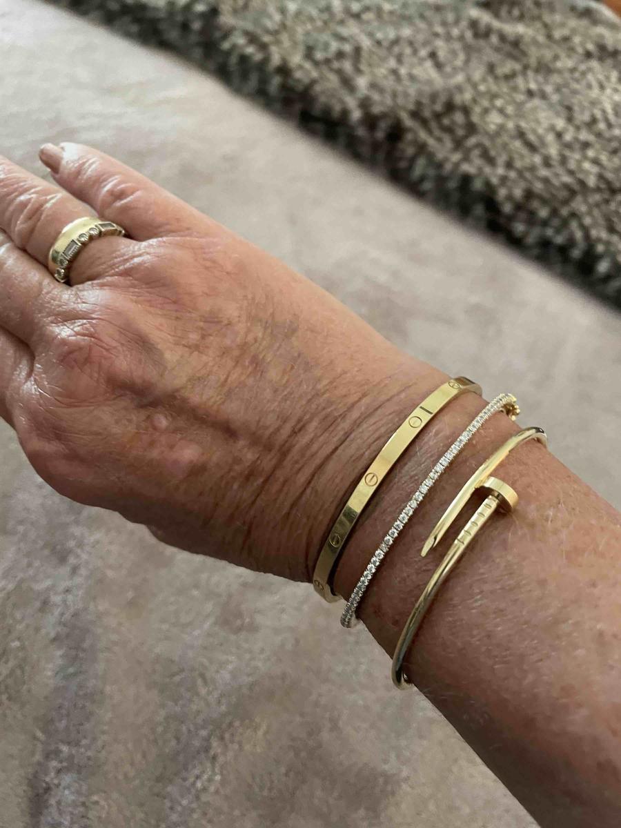 Review Thumbnail Image 0 207322424