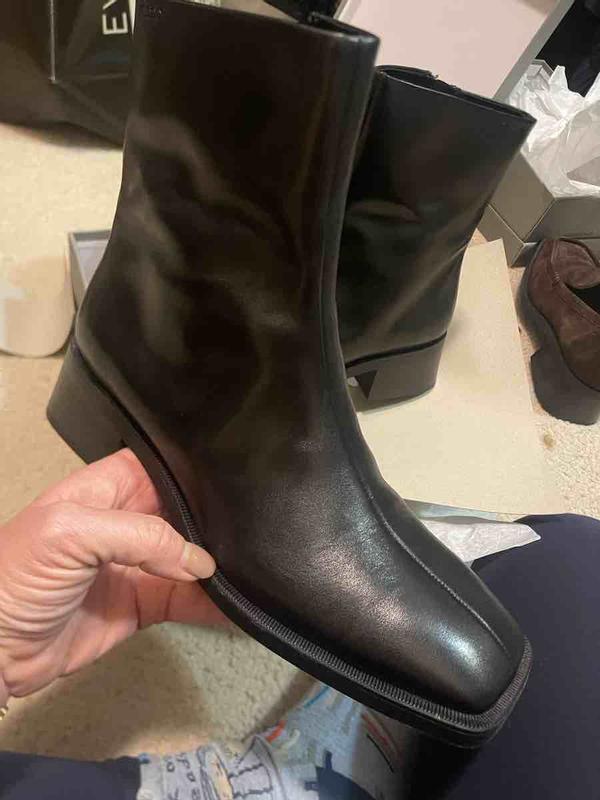 Review Thumbnail Image 0 221596778