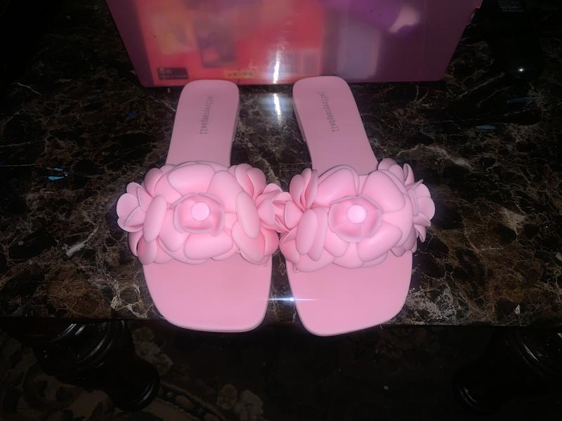 Review Thumbnail Image 0 226266017