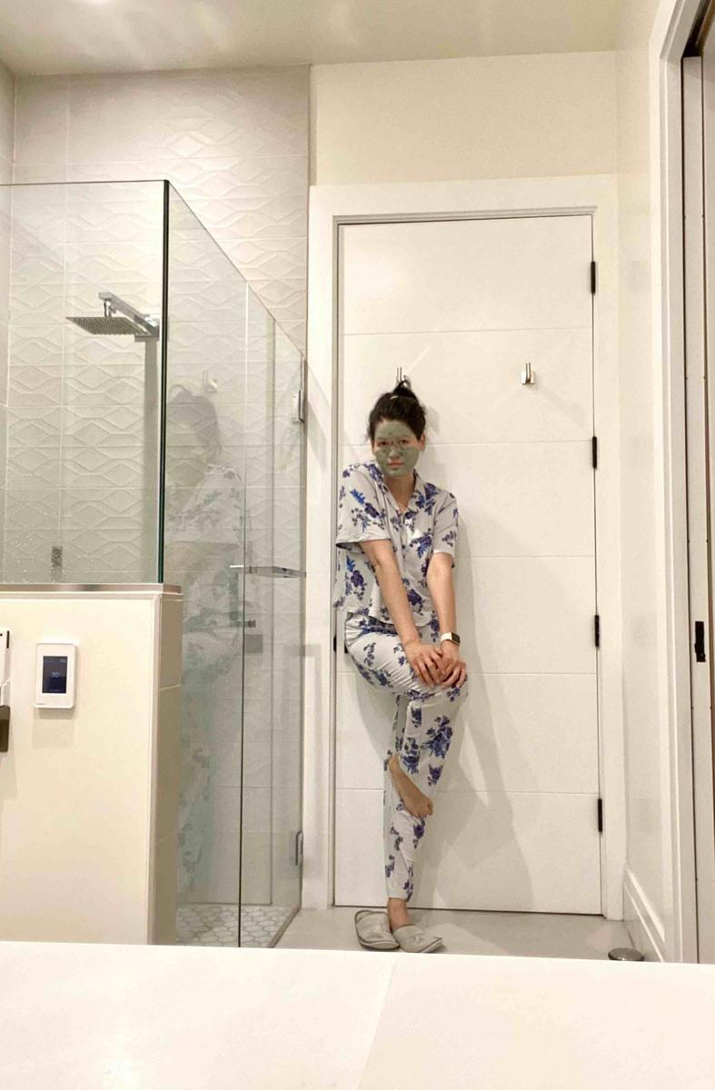 Review Thumbnail Image 0 205880744