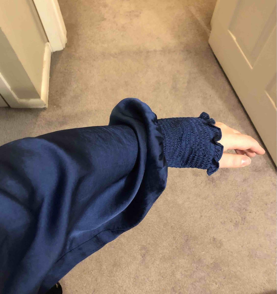 Review Thumbnail Image 0 209889438