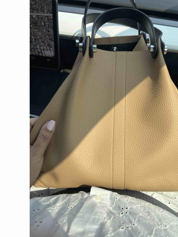 Review Thumbnail Image 0 226956924